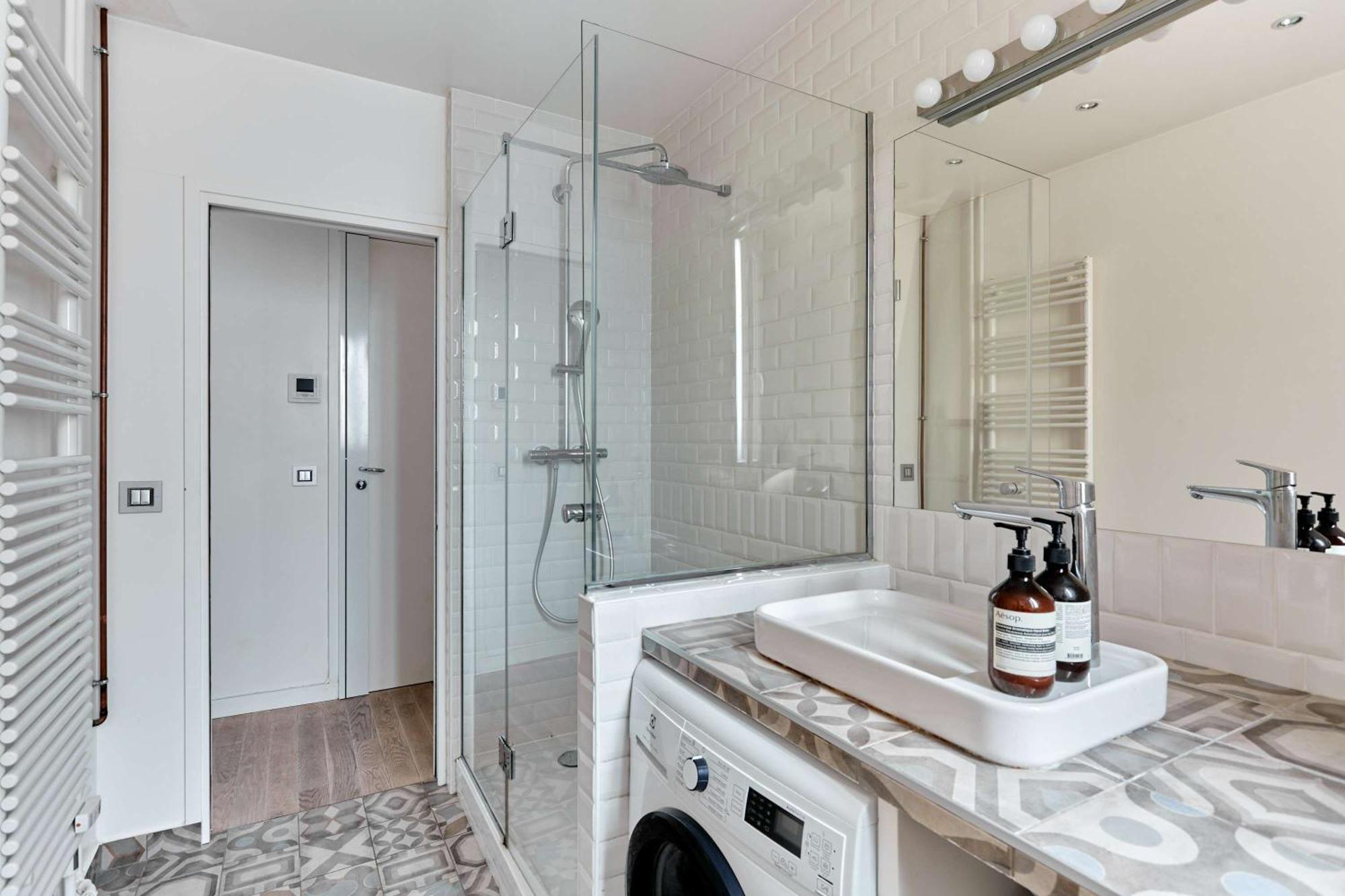 Apartment Charming 1 Bedroom Heart 16th In Paris